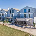 Starry Sky Luxury Apartment 2