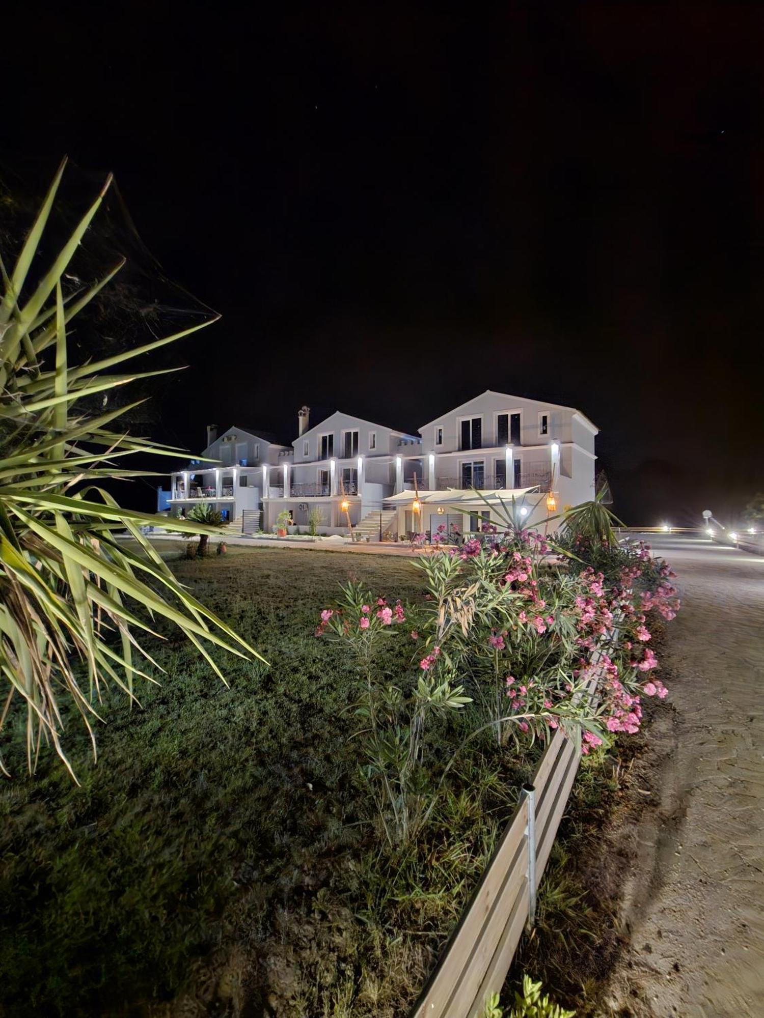 Starry Sky Luxury 2 Apartment Lefkimmi (Corfu)